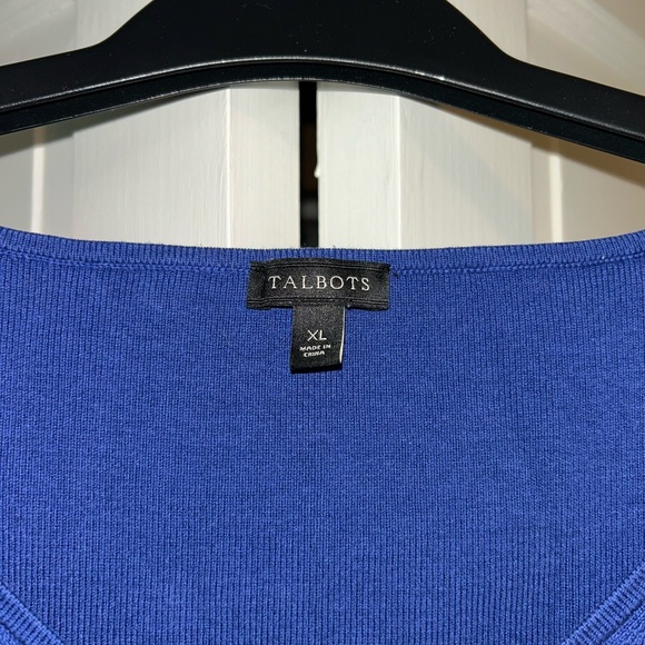 Talbots Scalloped Edge Royal Blue V-Neck Sweater - Picture 2 of 4